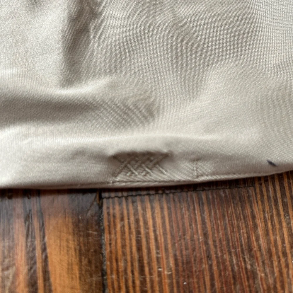 Rhone commuter size 31 men’s Tan Pants - Picture 8 of 8